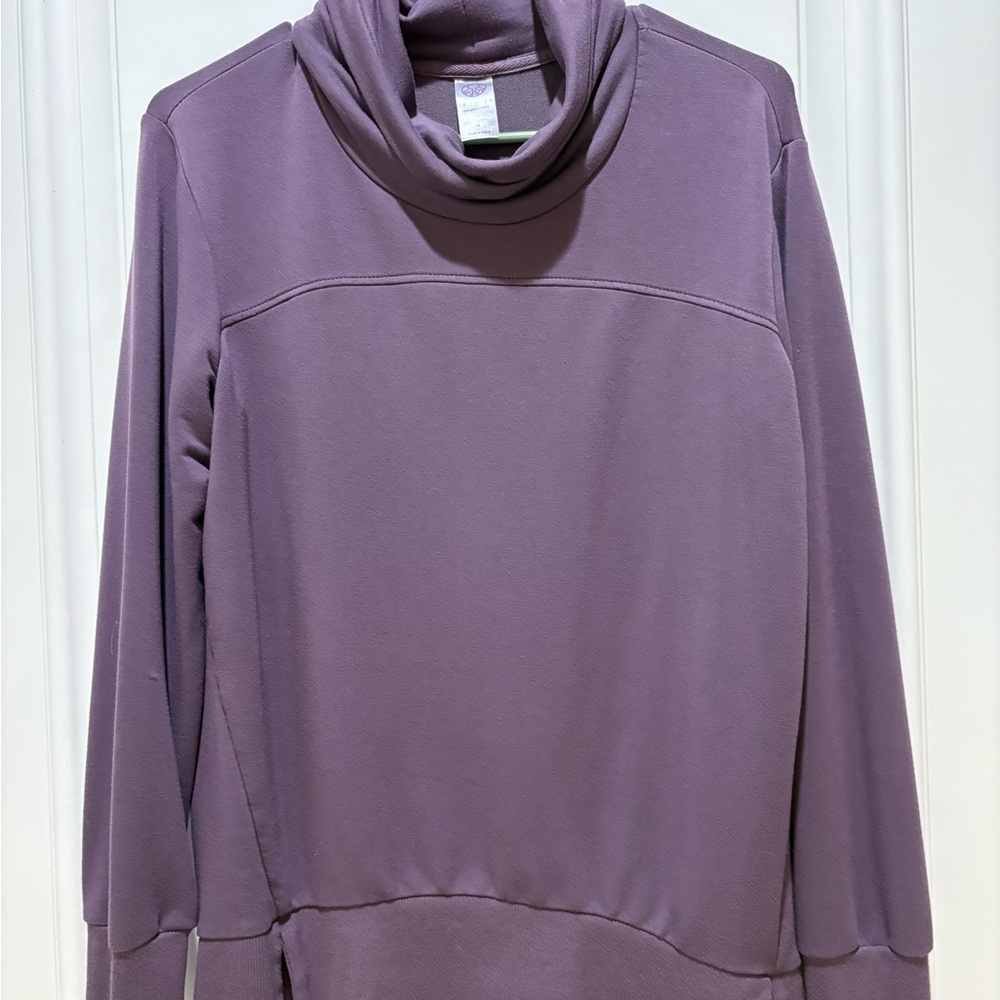 Te Verde Lavender Cowl Knitwear